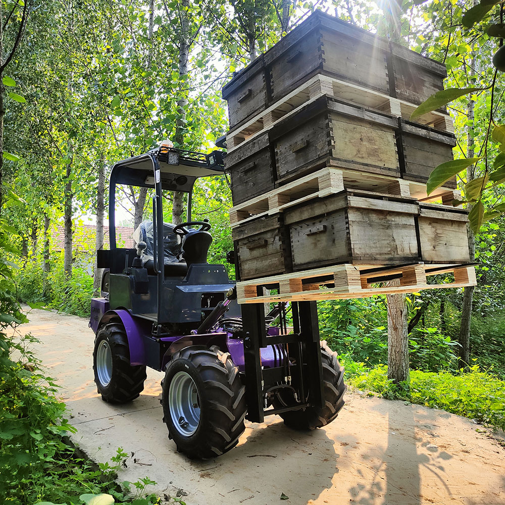 2025 GM1500 Apiary Working Off-road Forklift Truck with Lifting Capacity 1500kgs/3300lbs